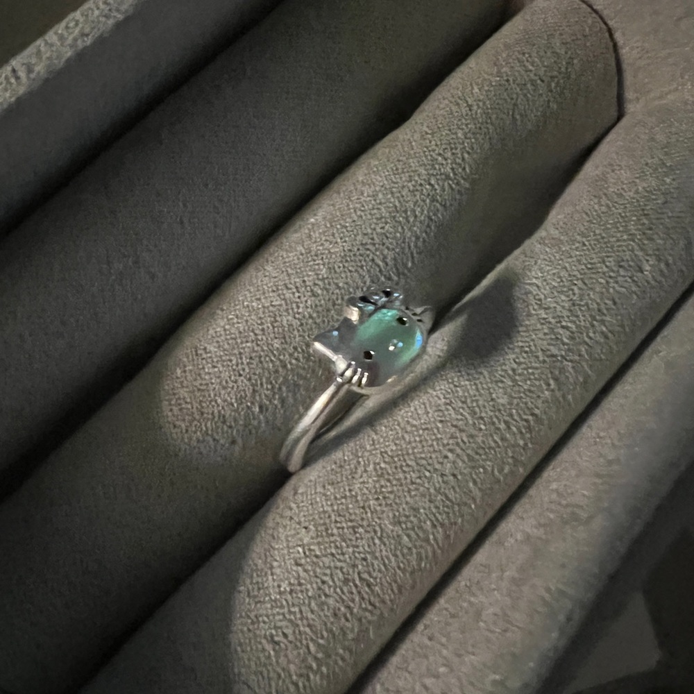 Hello Kitty Ring